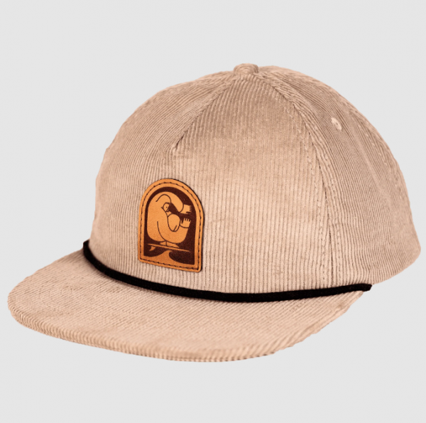 Topi Baseball dengan Detail Tali Rami